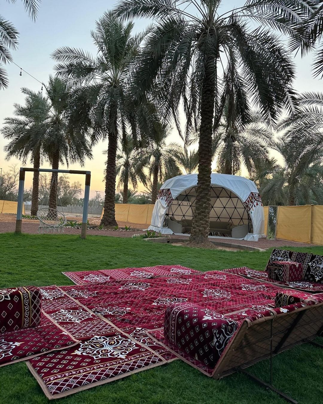 قهوجيين وصبابين الرياض: لمسة أصالة ورفاهية في ضيافة العاصمة